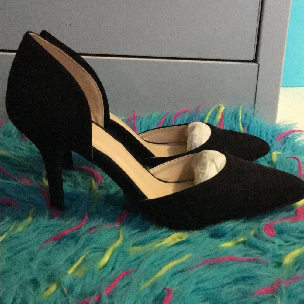 Black Suede Kitten Heels